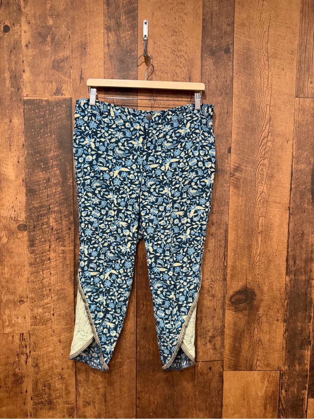 Free People Blue Floral Slouchy Harem Pants Size 10 EUC